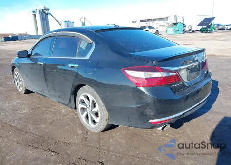 2017 Honda Accord Ex-L V6 z USA, uszkodzony, nr VIN 1HGCR3F03HA026689